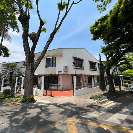 Casa Hotel Flor Del Valle Cali Eksteriør billede
